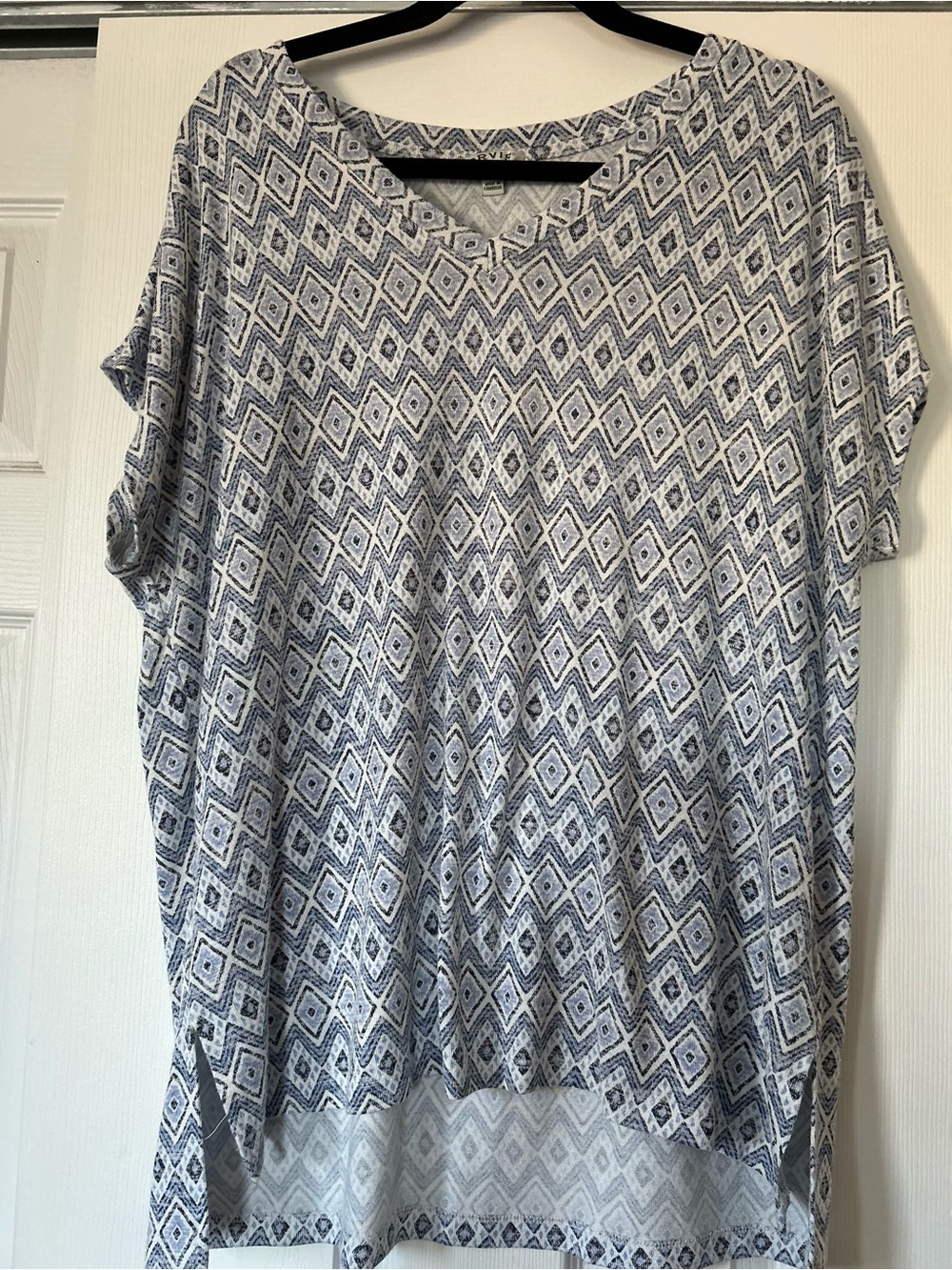 Orvis Ladies Blue Geometric Short Sleeve Top